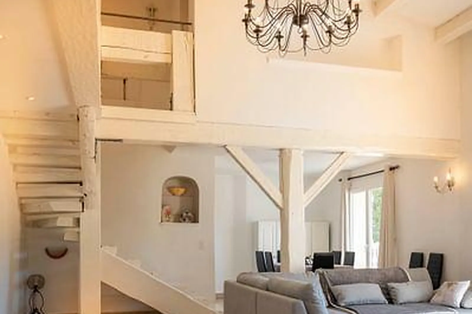 Lieux événementiels, MAGNIFIQUE VILLA AVEC PISCINE