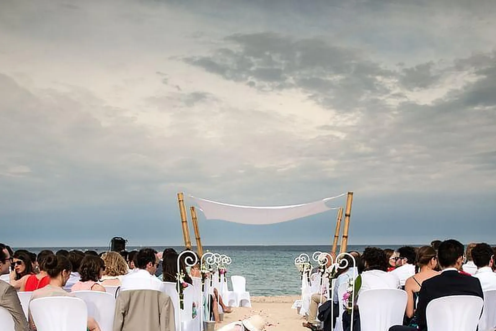 Lieux événementiels, MAHI PLAGE