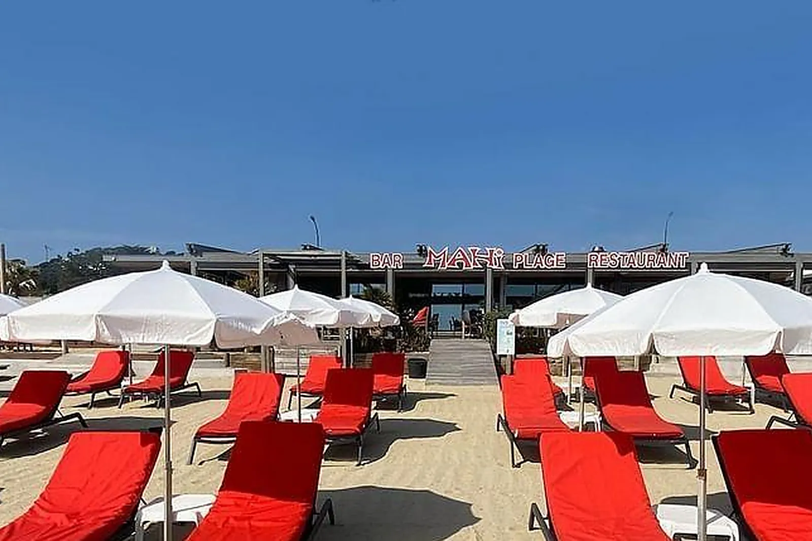 Lieux événementiels, MAHI PLAGE