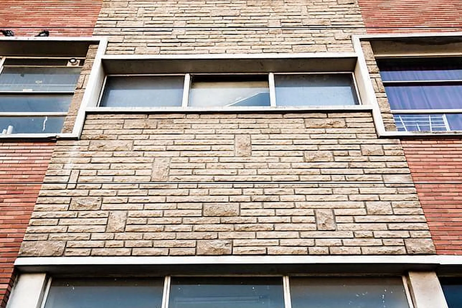 Lieux événementiels, MAINS D'OEUVRES