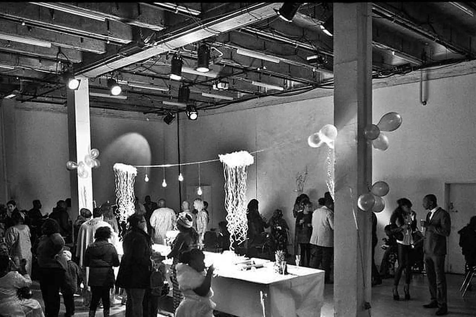 Lieux événementiels, MAINS D'OEUVRES