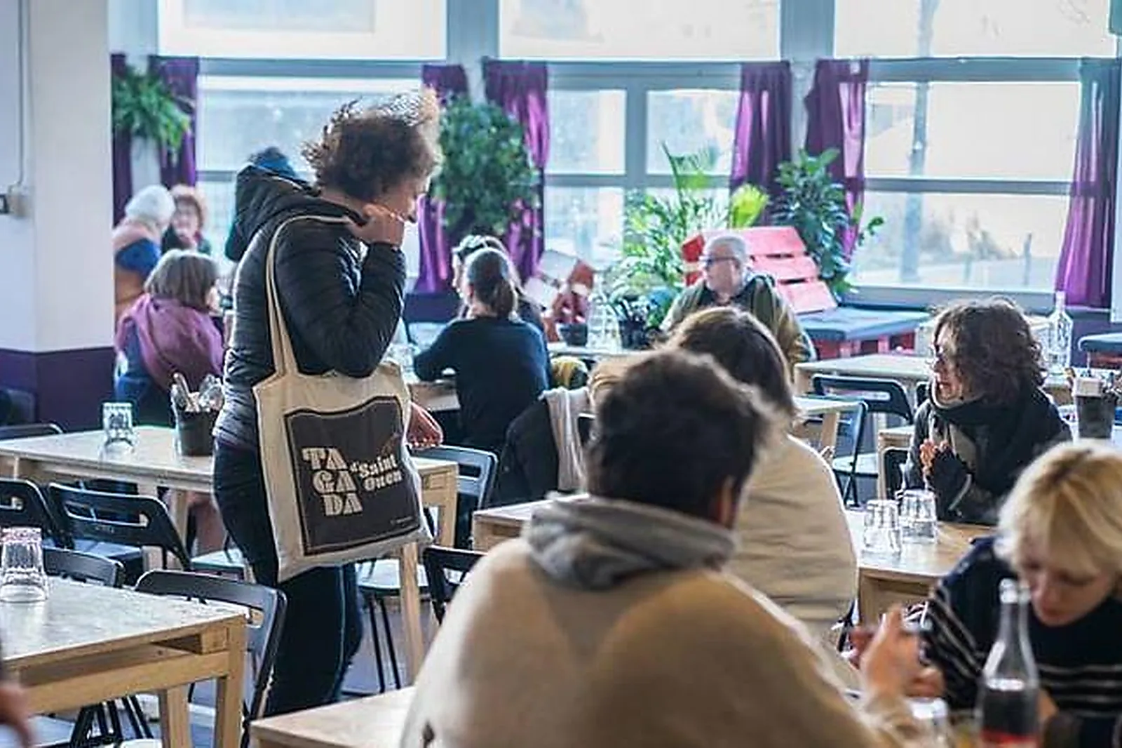 Lieux événementiels, MAINS D'OEUVRES