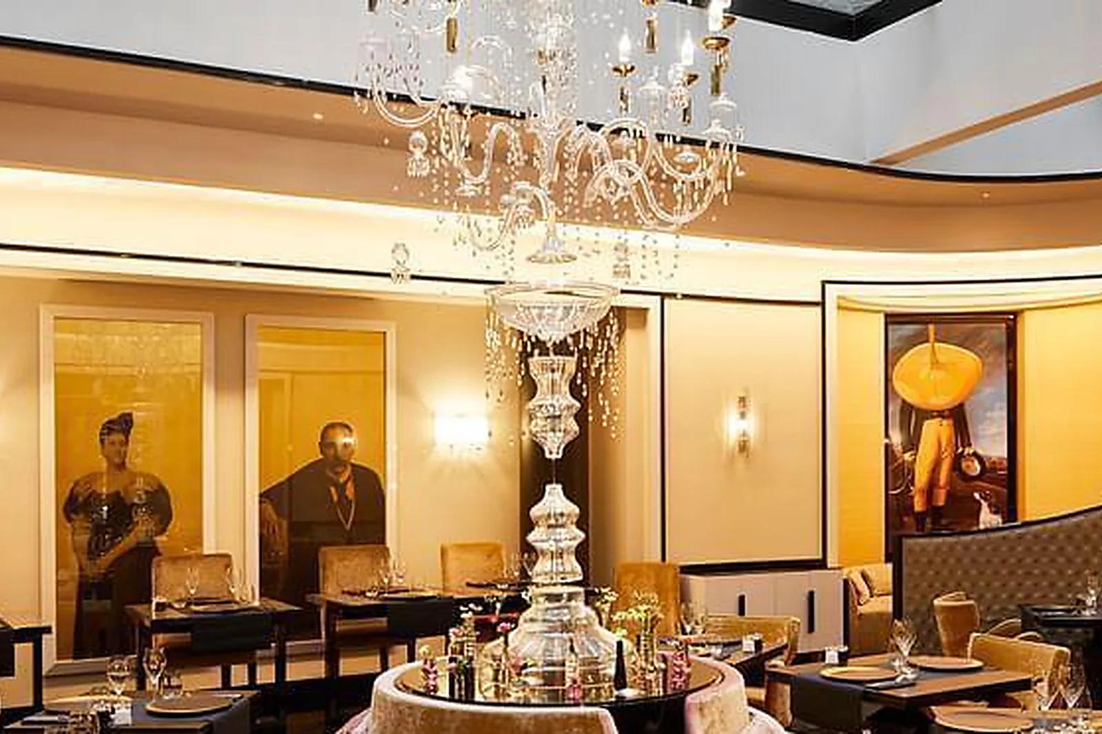 Lieux événementiels, MAISON ASTOR PARIS CURIO BY HILTON