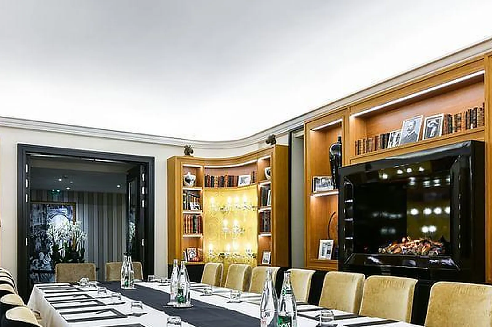 Lieux événementiels, MAISON ASTOR PARIS CURIO BY HILTON