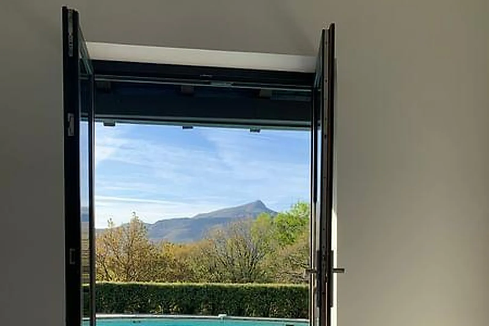 Lieux événementiels, MAISON BLANCHE ETXE XURIA