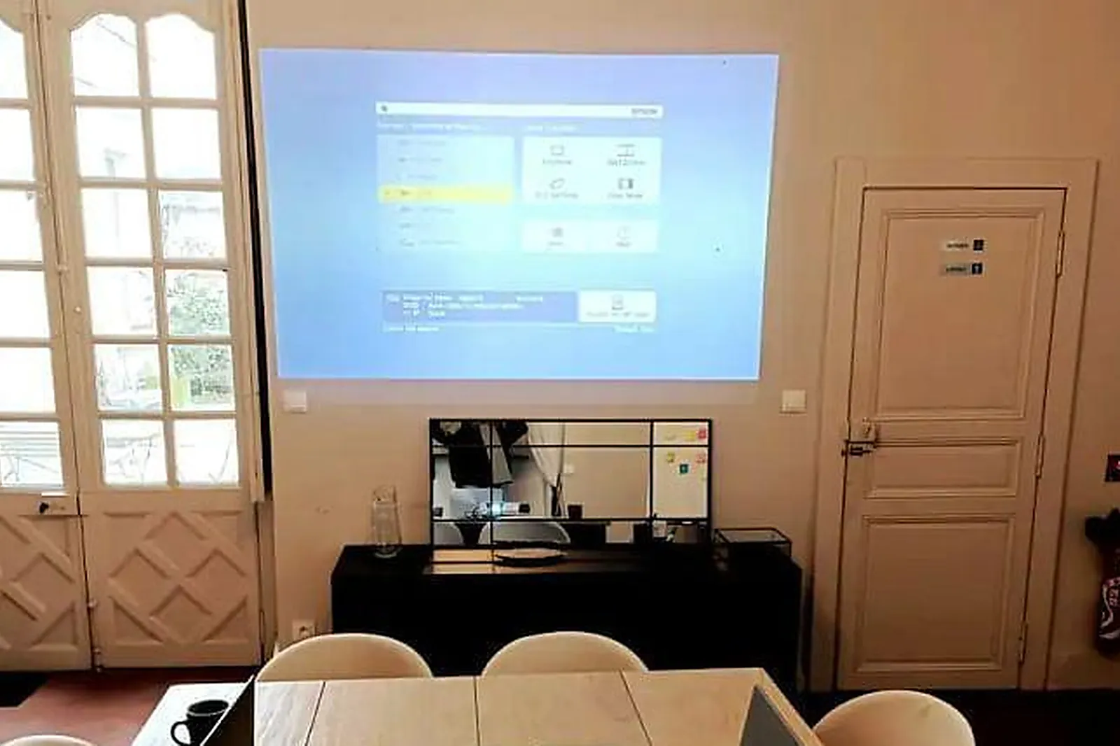 Lieux événementiels, MAISON BOSSOREIL