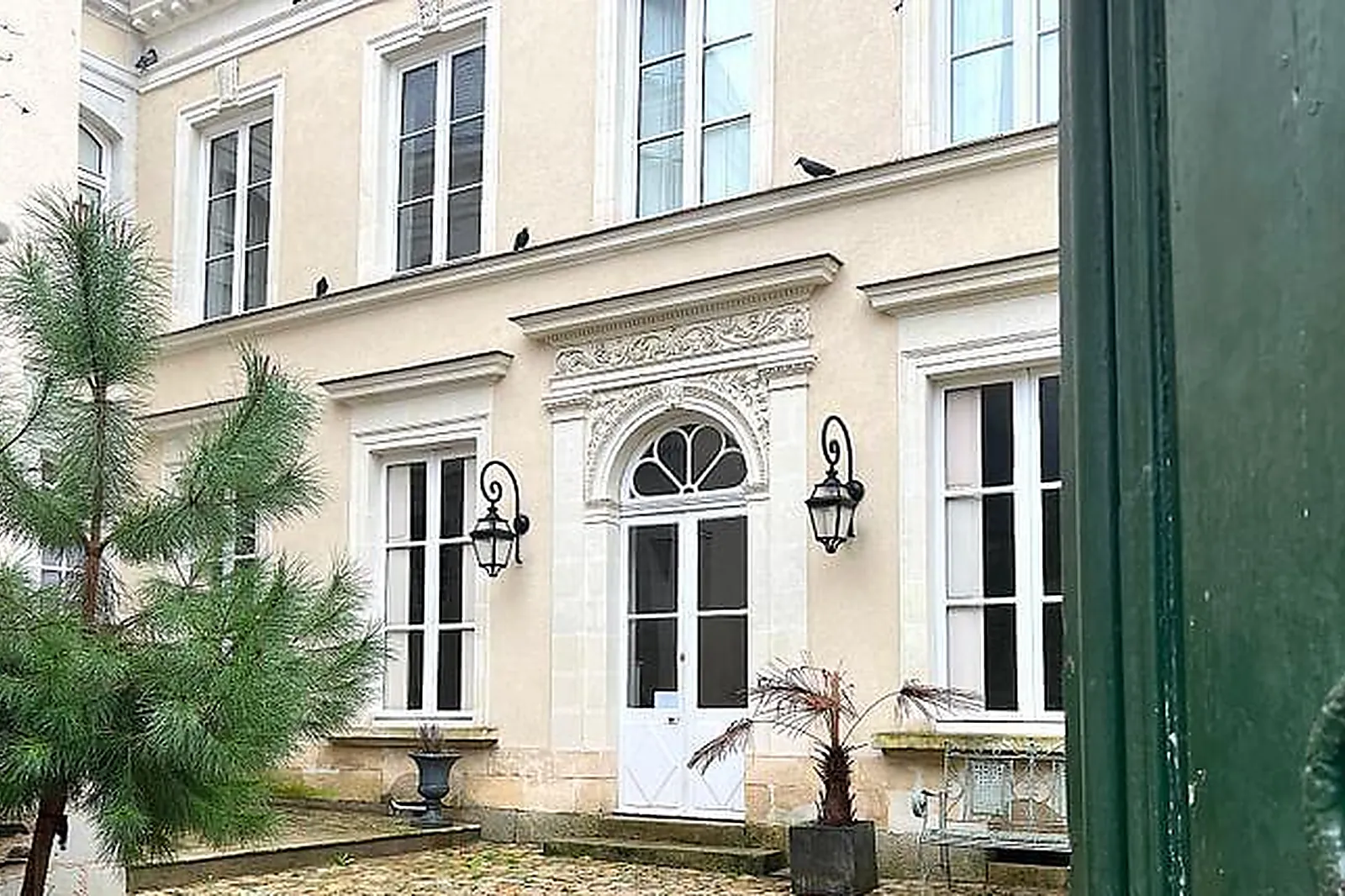 Lieux événementiels, MAISON BOSSOREIL