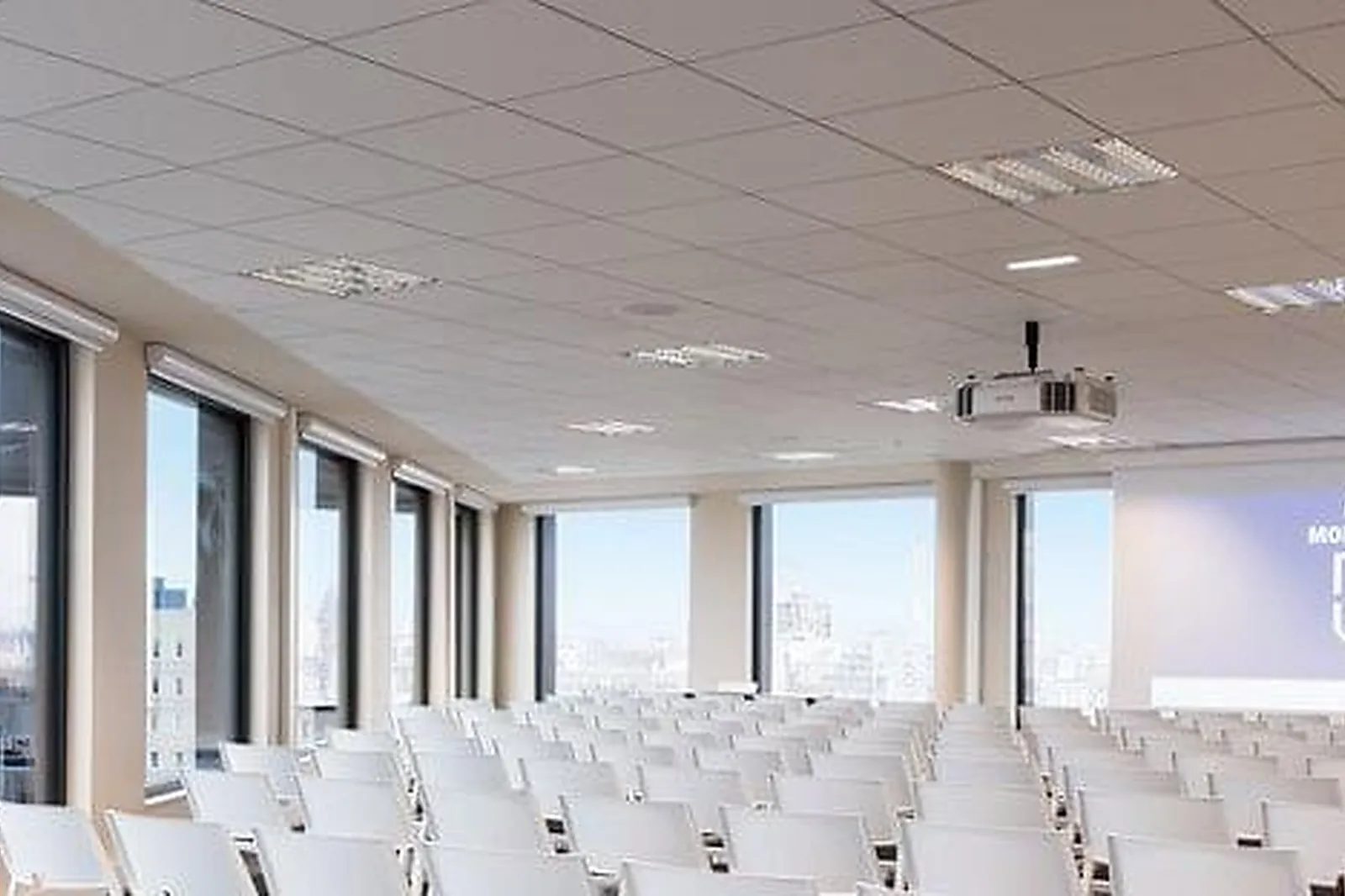 Lieux événementiels, MAISON MONTMARTRE ****