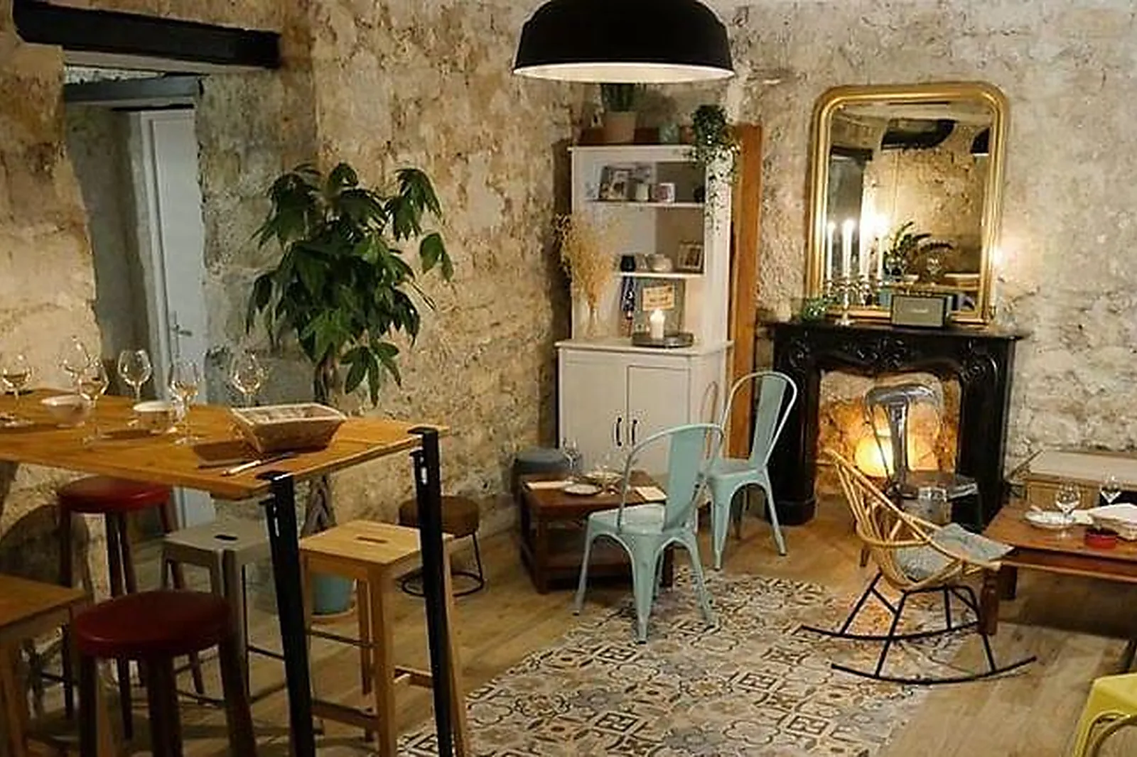 Lieux événementiels, MAISON ONE MORE