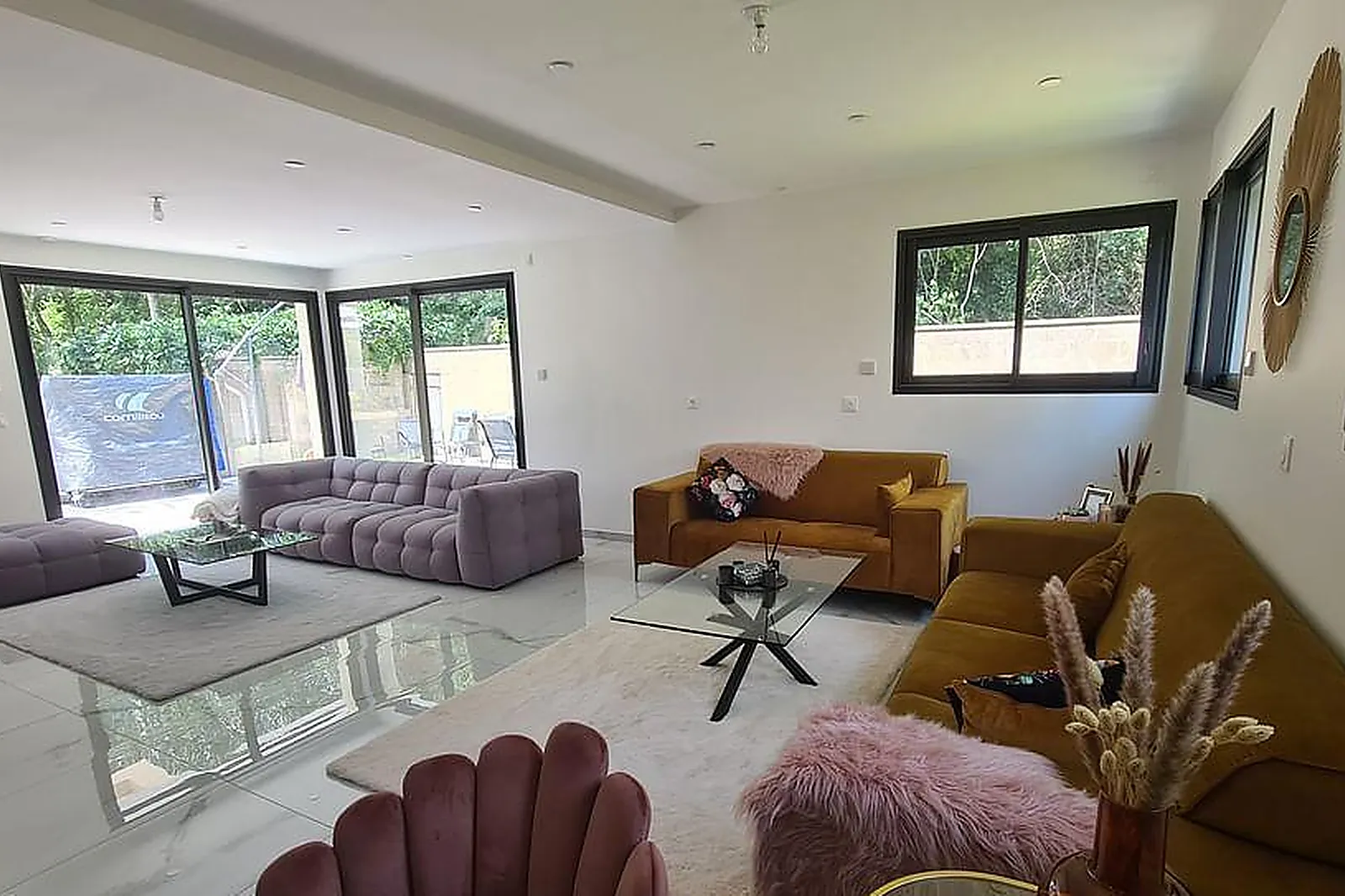 Lieux événementiels, MAISON CONTEMPORAINE MONTIGNY