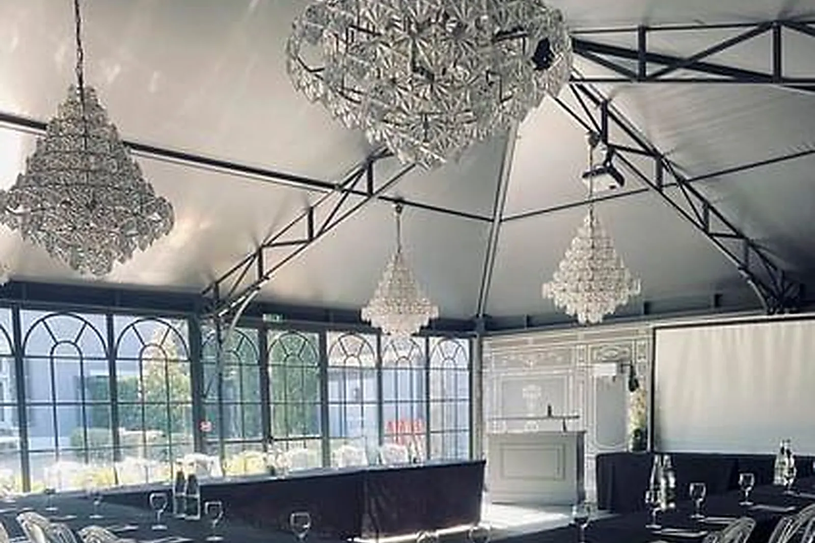 Lieux événementiels, MAISON D'ANTHOUARD ****