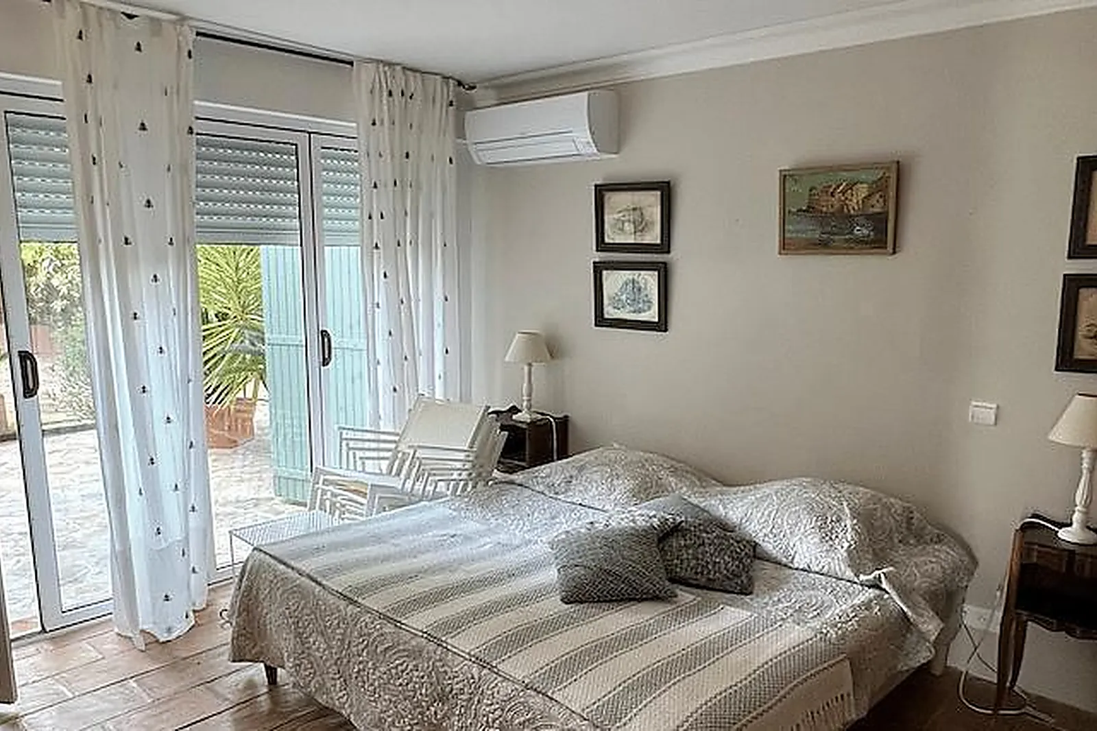 Lieux événementiels, MAISON FAMILIALE À 10 MIN DE SAINT-TROPEZ AVEC PISCINE