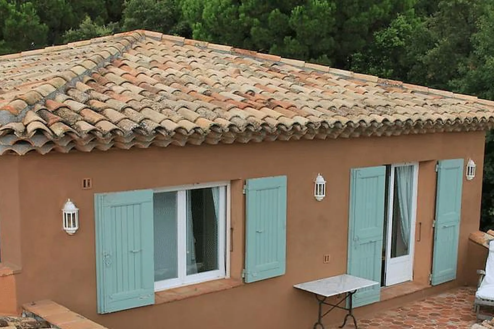 Lieux événementiels, MAISON FAMILIALE À 10 MIN DE SAINT-TROPEZ AVEC PISCINE