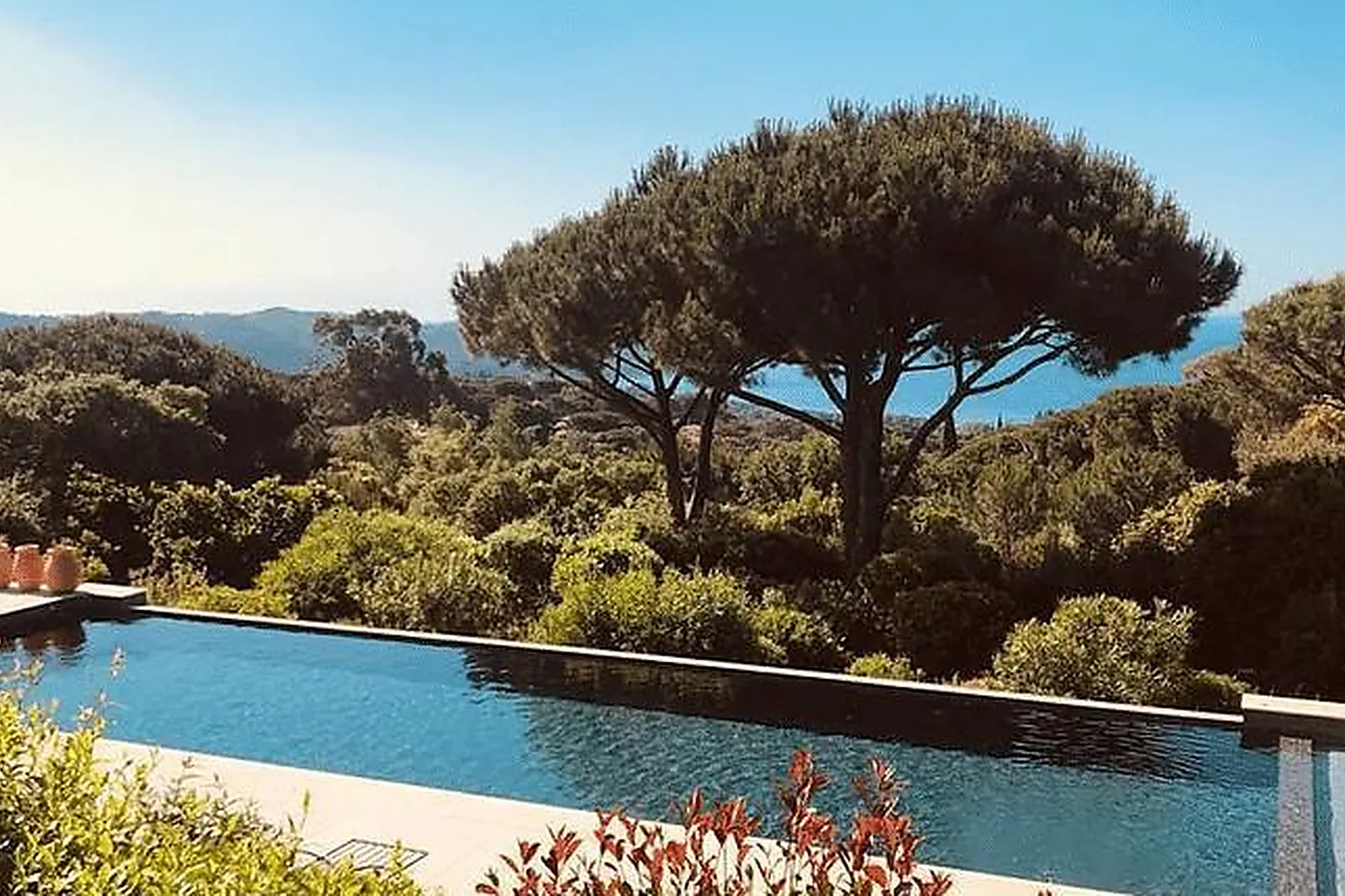 Lieux événementiels, MAISON FAMILIALE À 10 MIN DE SAINT-TROPEZ AVEC PISCINE