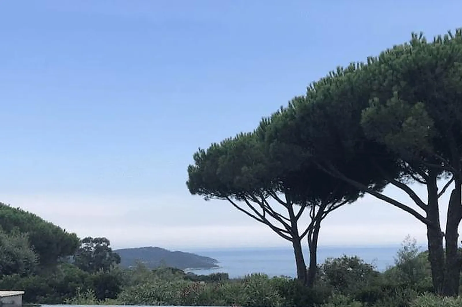 Lieux événementiels, MAISON FAMILIALE À 10 MIN DE SAINT-TROPEZ AVEC PISCINE