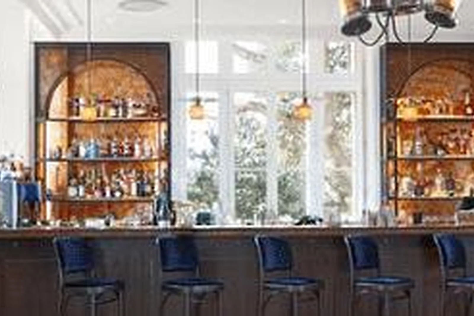 Lieux événementiels, MANOIR FLANQUÉ SUR UNE PRESQU'ILE EN BRETAGNE