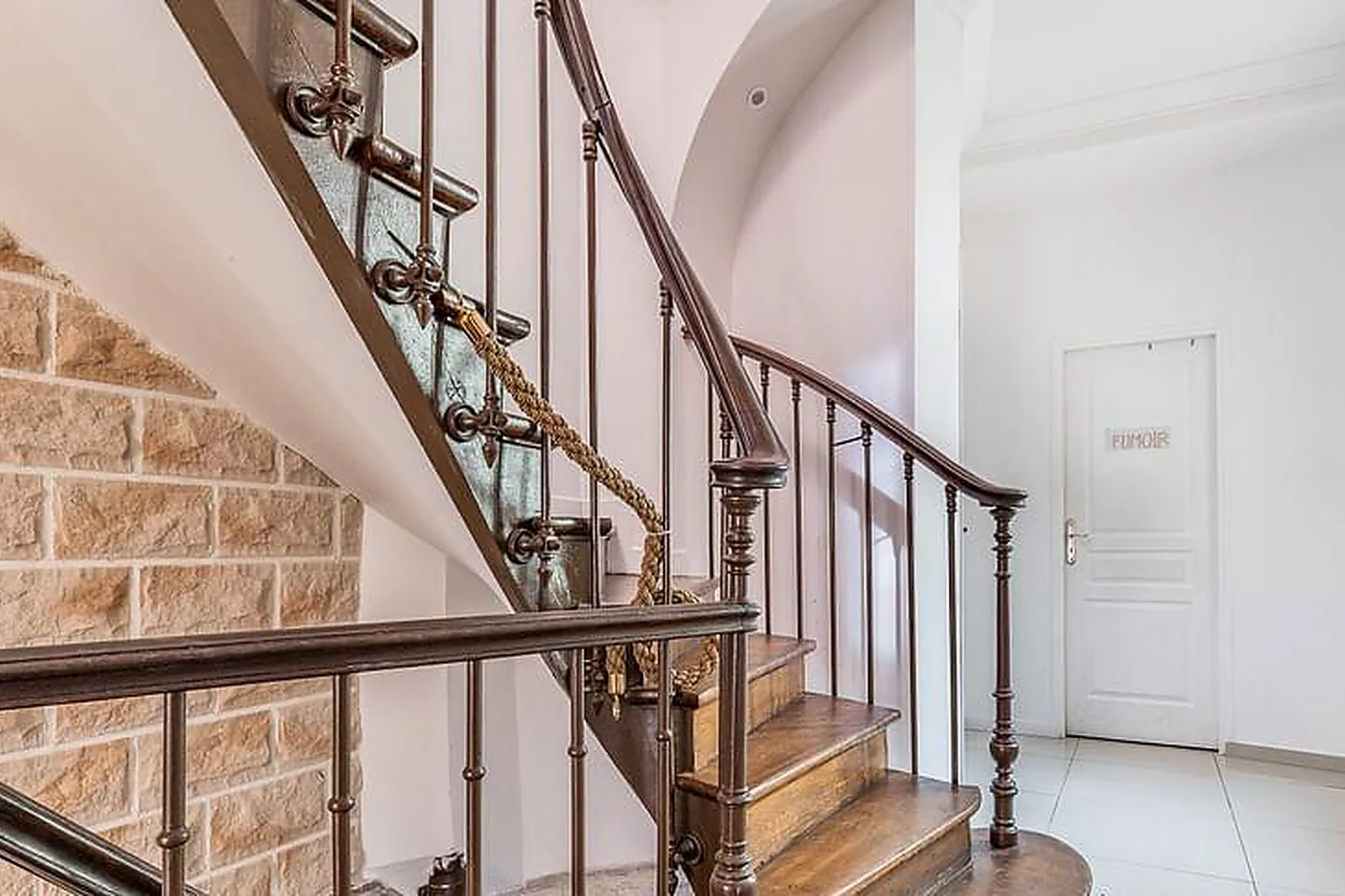 Lieux événementiels, MANOIR PROCHE LA DÉFENSE