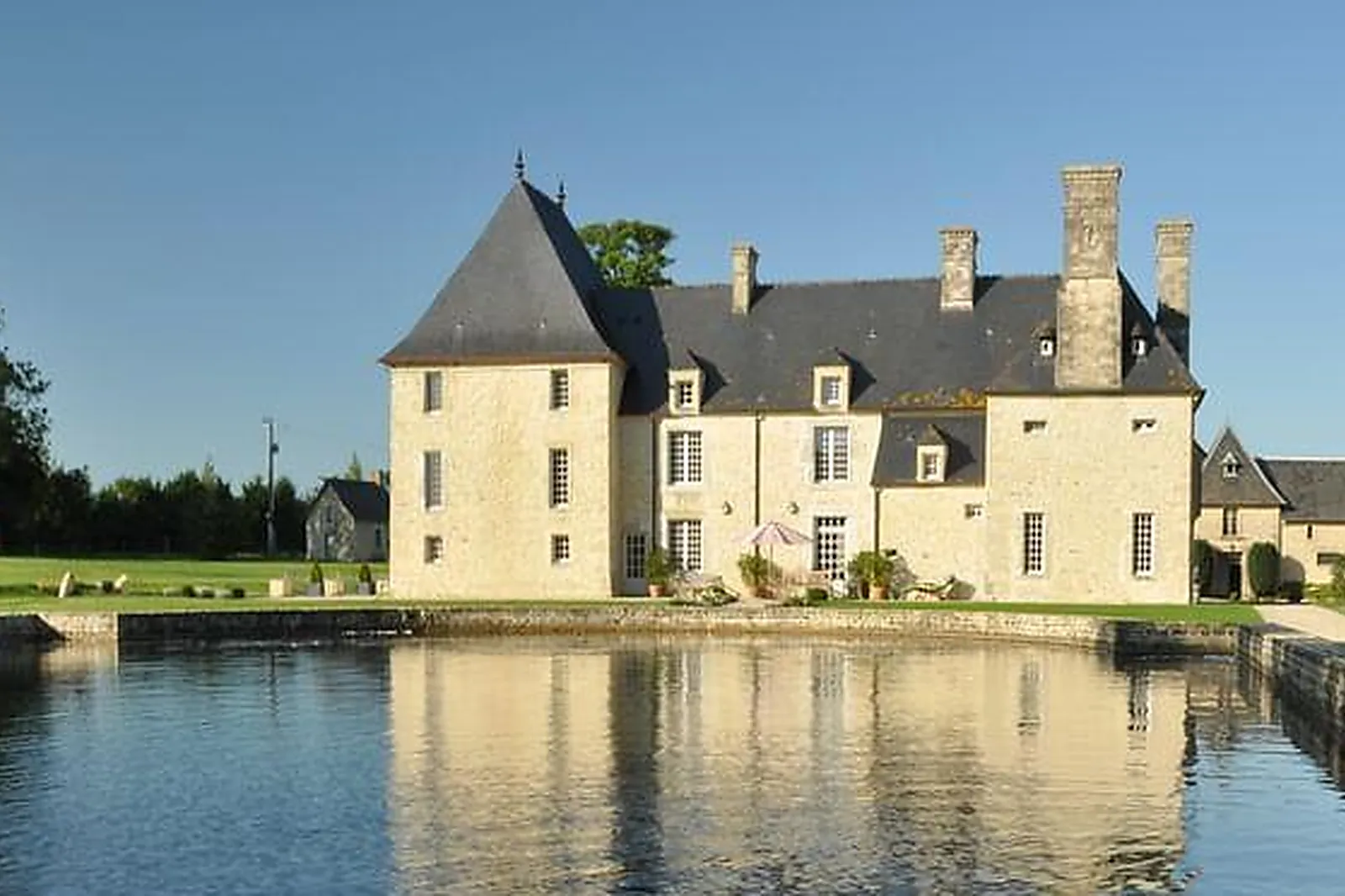 Lieux événementiels, MANOIR DE CLERONDE