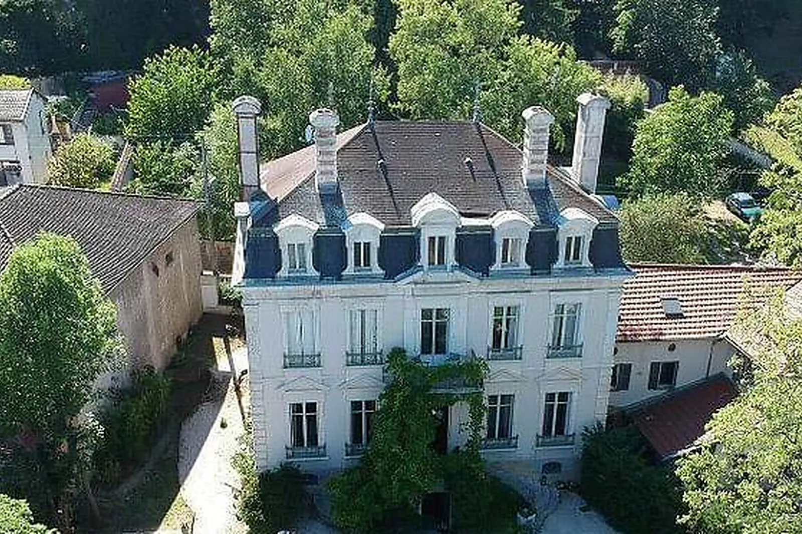 Lieux événementiels, MANOIR DE COLLONGES