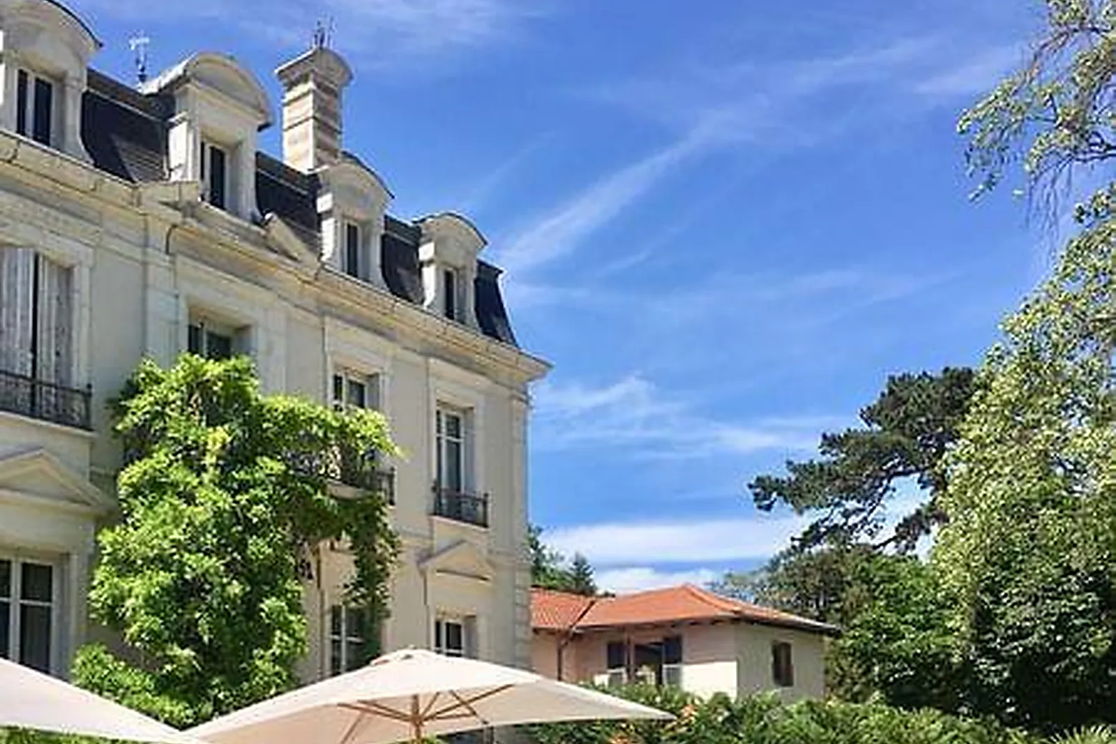 Lieux événementiels, MANOIR DE COLLONGES