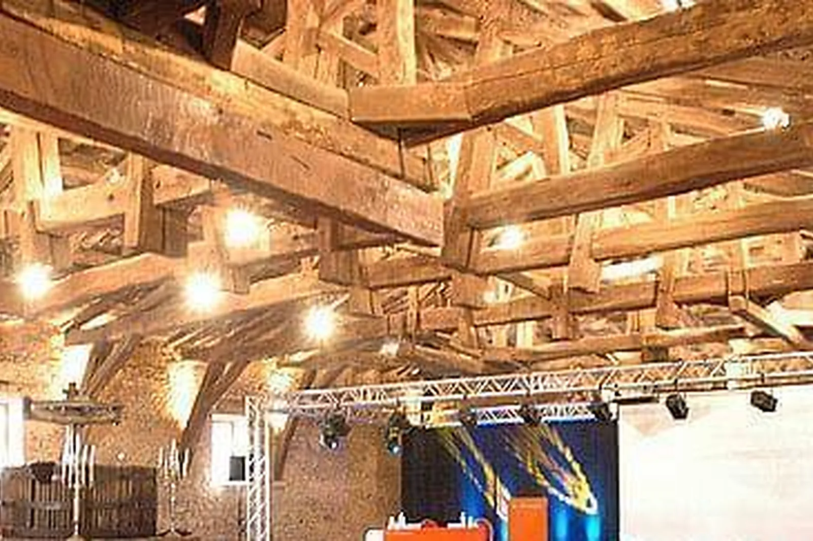 Lieux événementiels, CENTRE AR RUSKENN