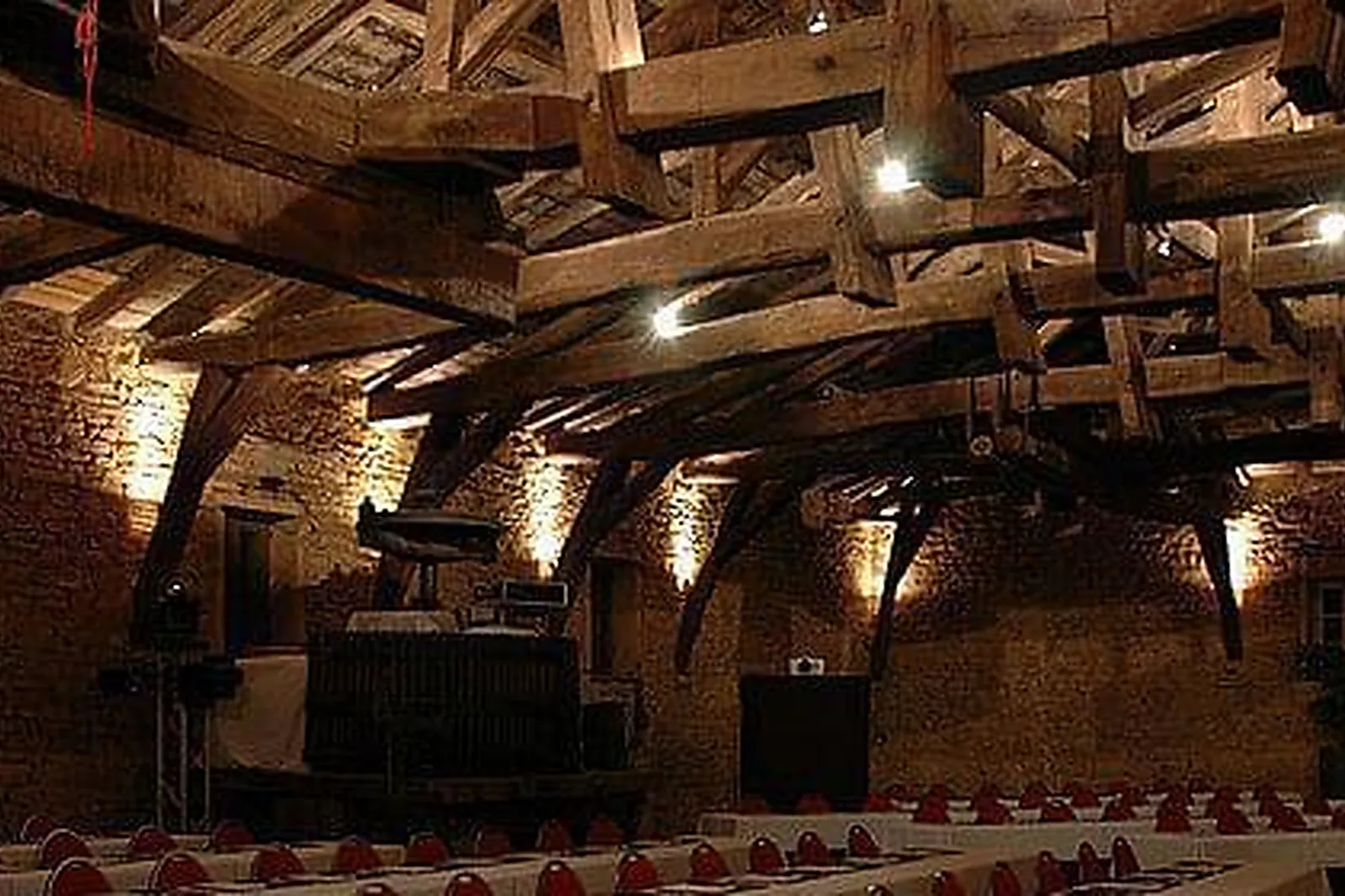 Lieux événementiels, CENTRE AR RUSKENN