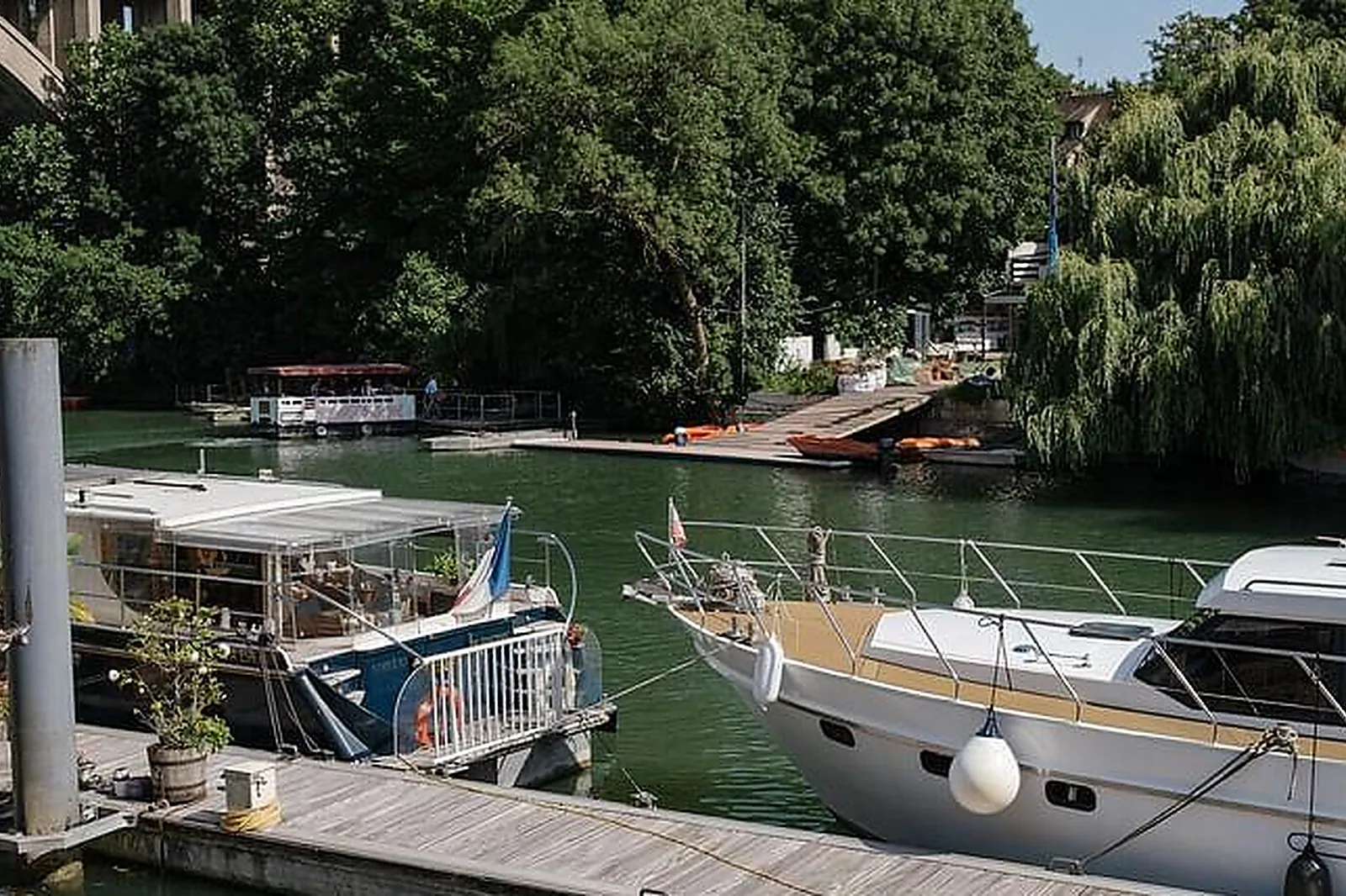 Lieux événementiels, MANOIR DE L'ÎLE AUX LOUPS