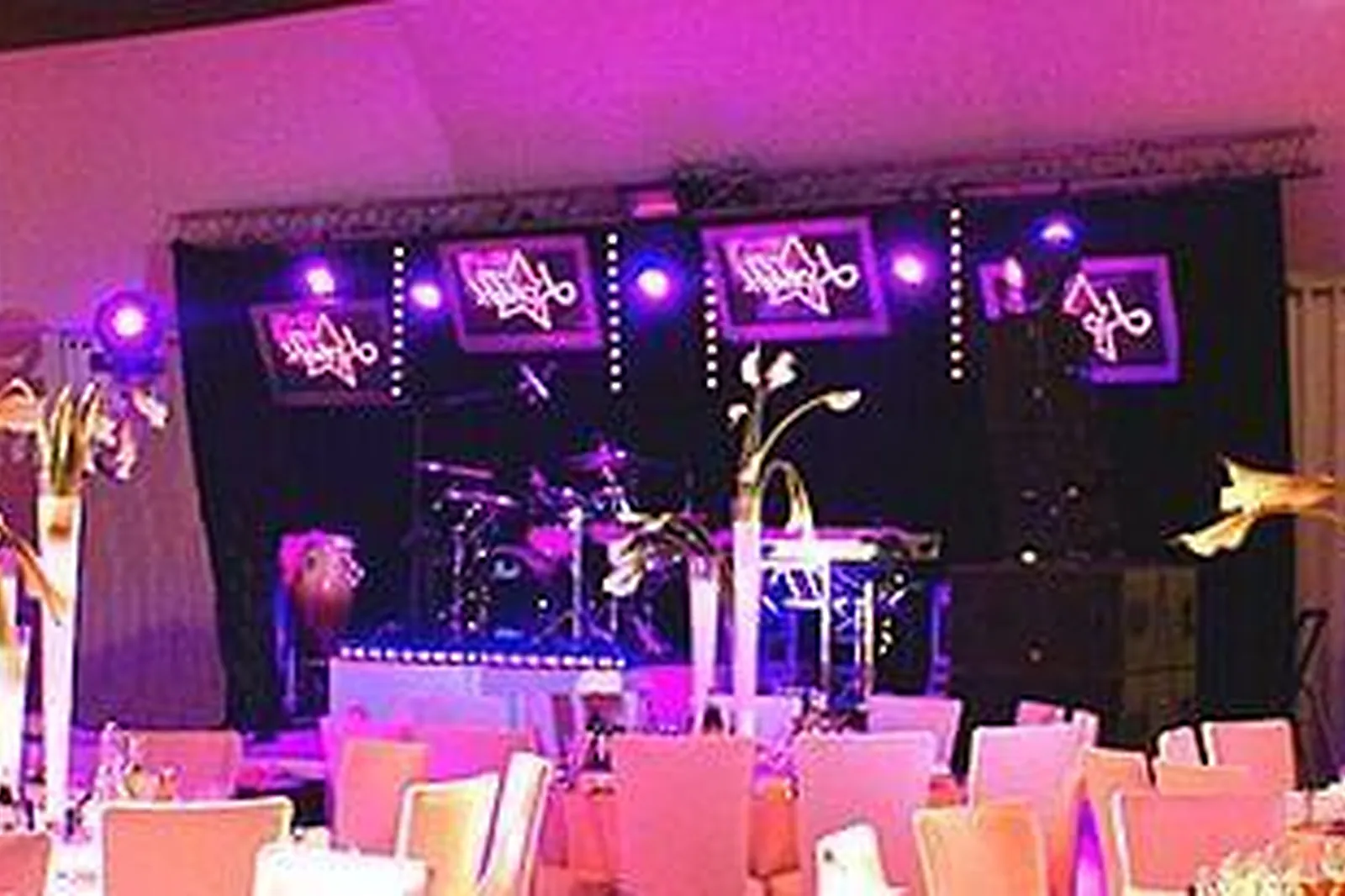 Lieux événementiels, MANÈGE DE SAINT CLOUD - PARIS COUNTRY CLUB