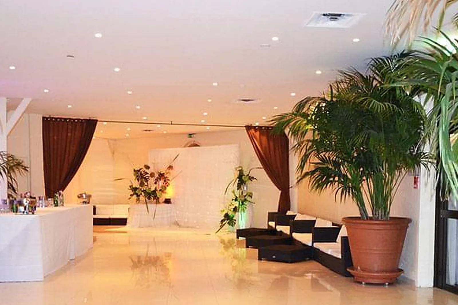 Lieux événementiels, MANÈGE DE SAINT CLOUD - PARIS COUNTRY CLUB