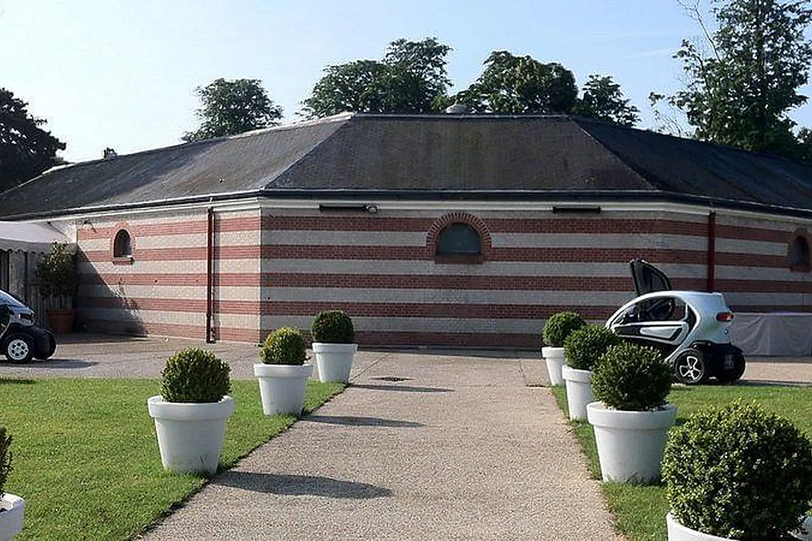 Lieux événementiels, MANÈGE DE SAINT CLOUD - PARIS COUNTRY CLUB