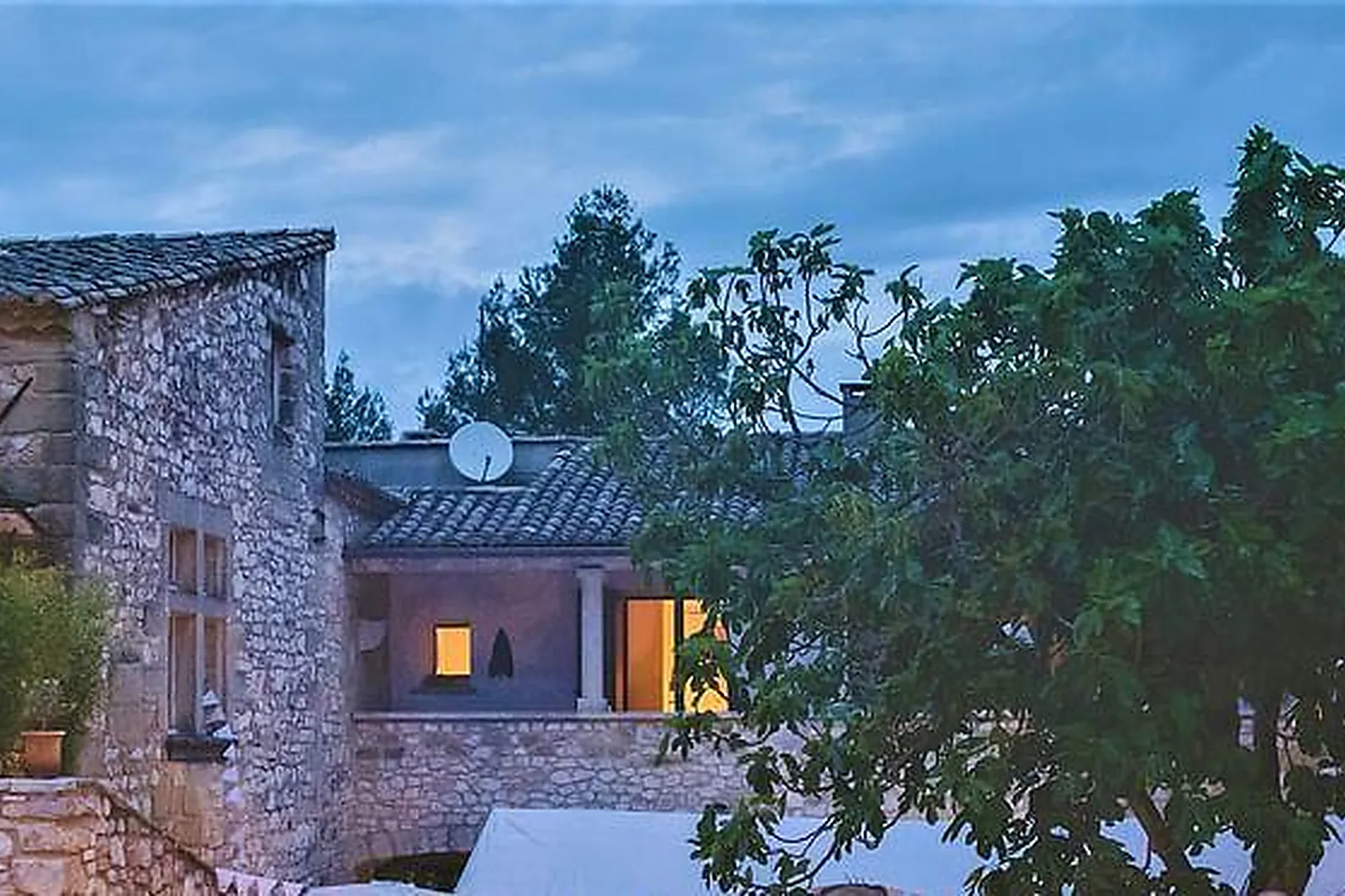 Lieux événementiels, MAS DE REY UZÈS