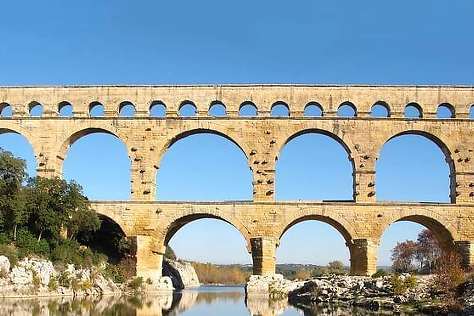 Lieux événementiels, MAS DE REY UZÈS