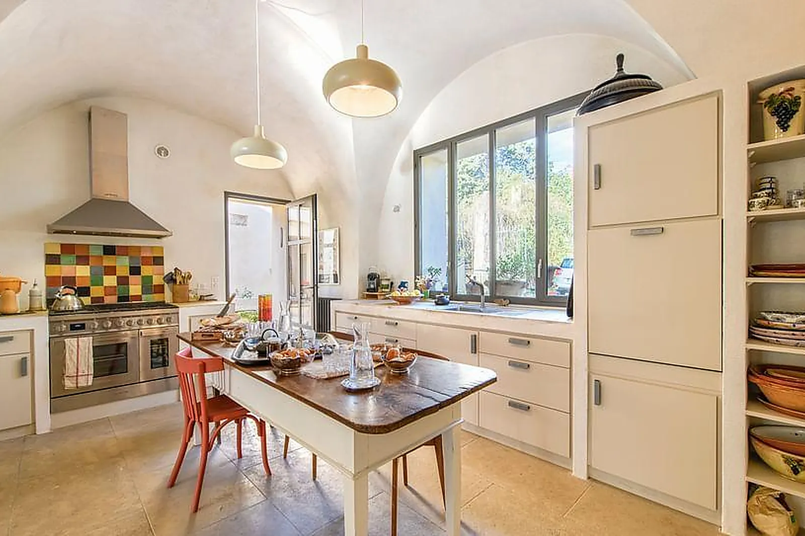 Lieux événementiels, MAS DE LA MONNAIE