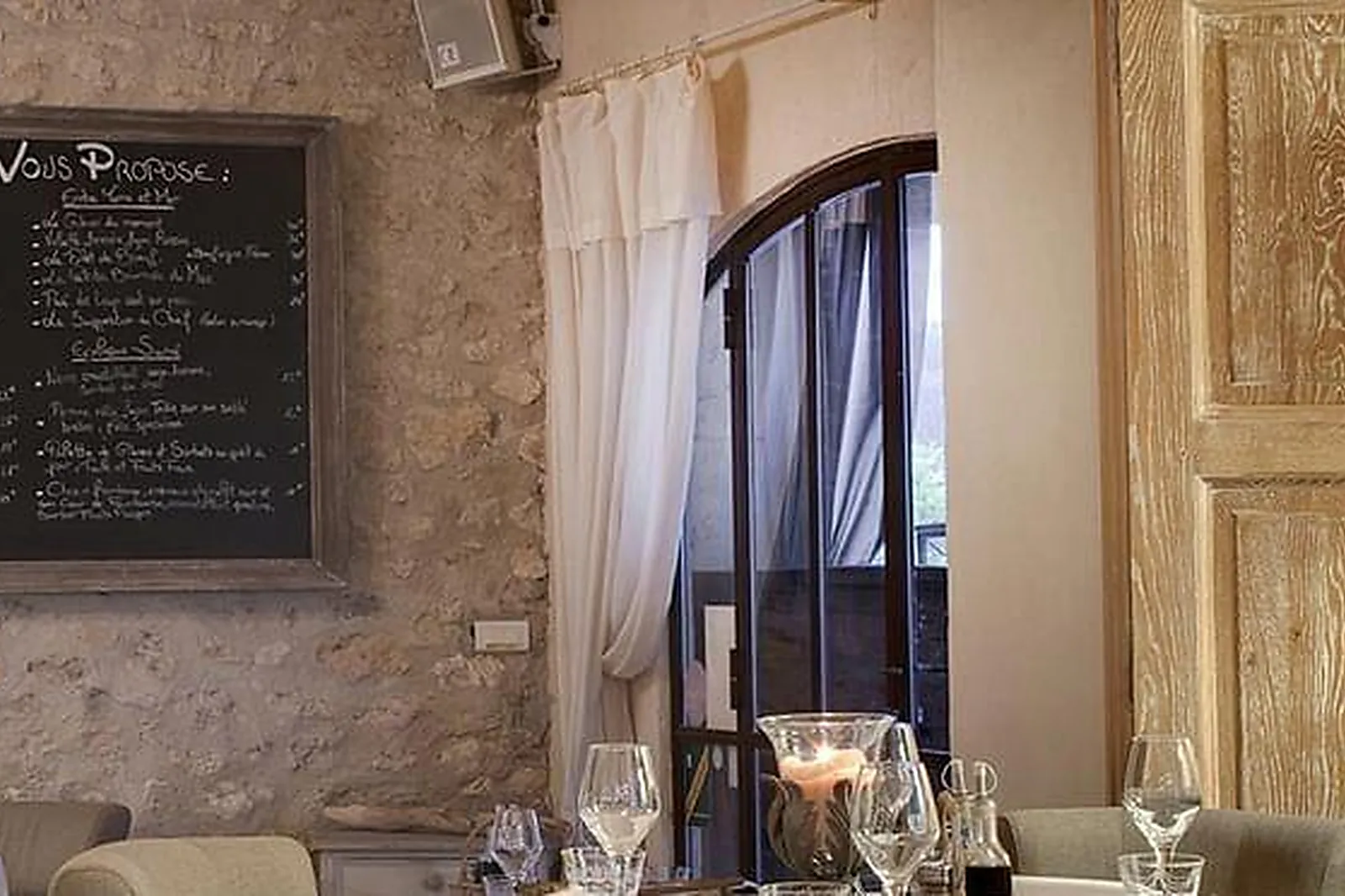 Lieux événementiels, MAS DE LA ROSE ***