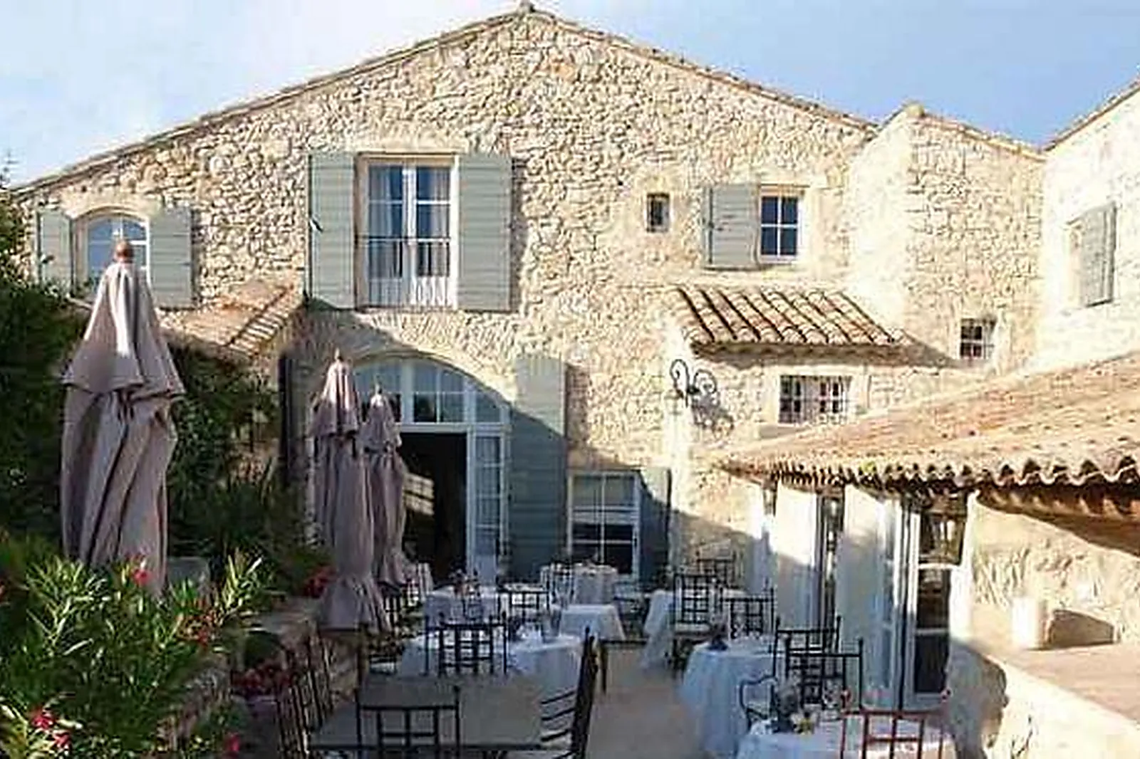 Lieux événementiels, MAS DE LA ROSE ***