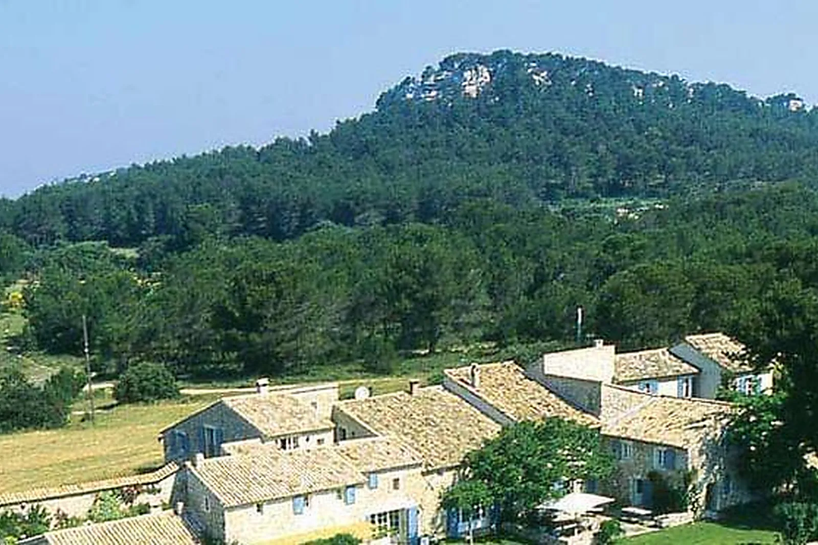 Lieux événementiels, MAS DE LA ROSE ***