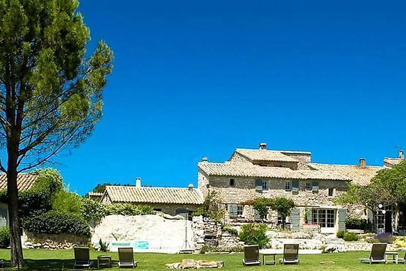 Lieux événementiels, MAS DE LA ROSE ***