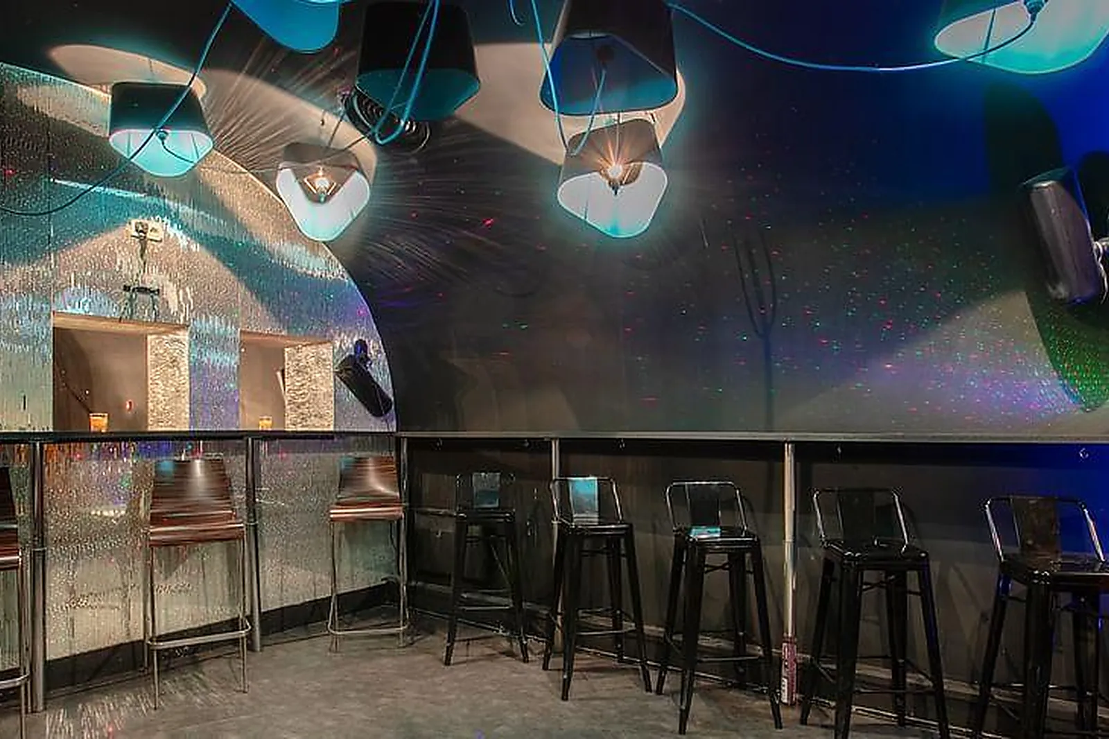 Lieux événementiels, MAZE