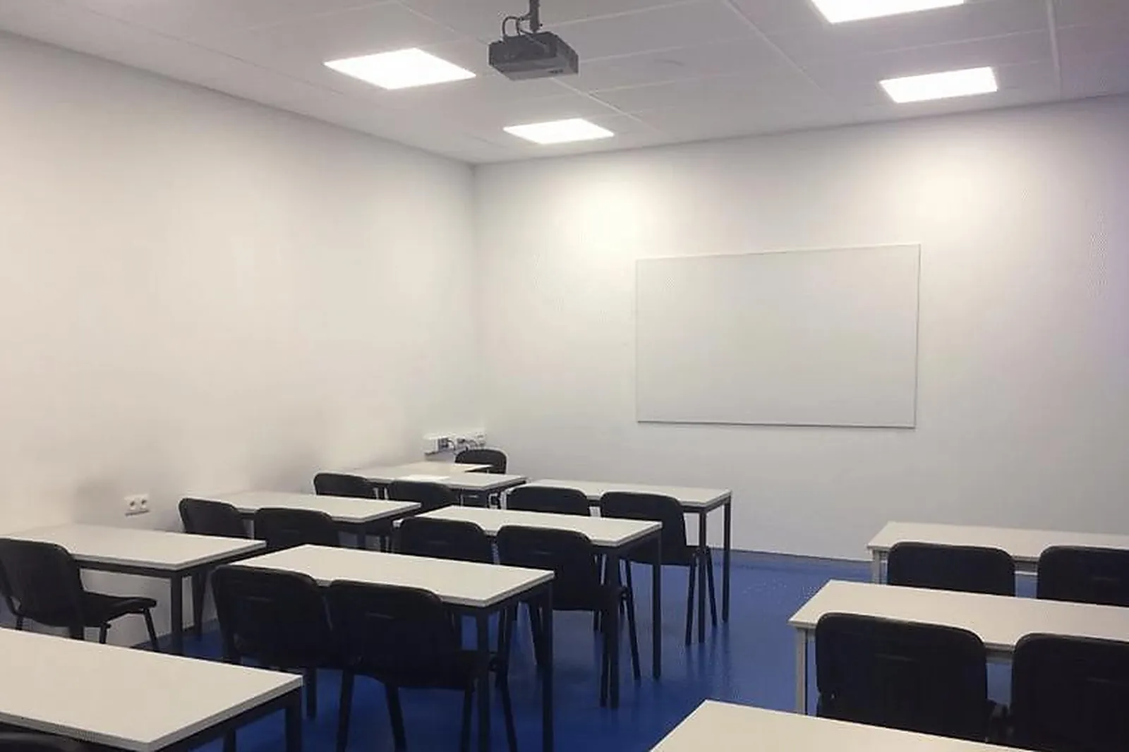 Lieux événementiels, MEDIASCHOOL ECS