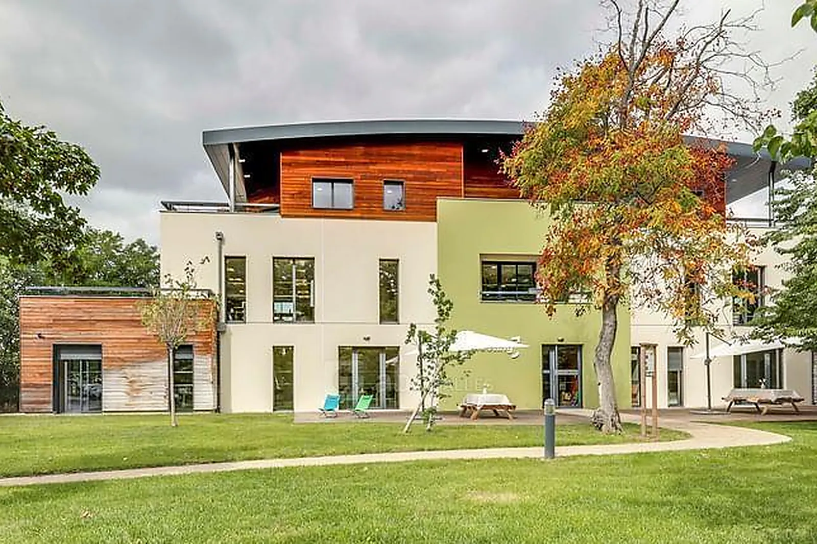 Lieux événementiels, MEETING BUSINESS CENTER