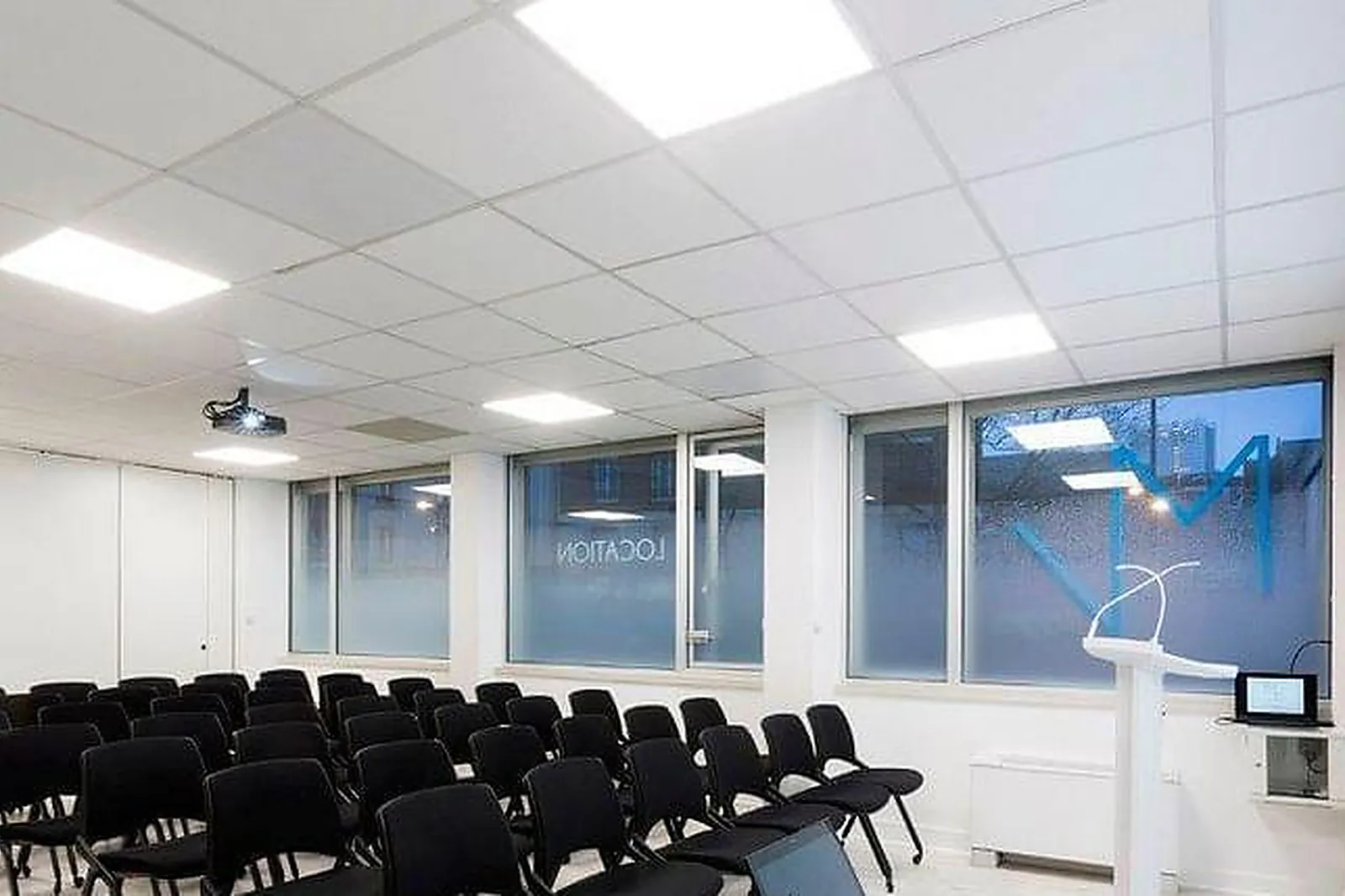 Lieux événementiels, MEETING VILLAGES CLICHY