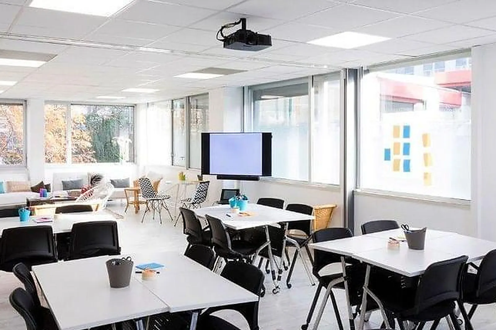 Lieux événementiels, MEETING VILLAGES CLICHY