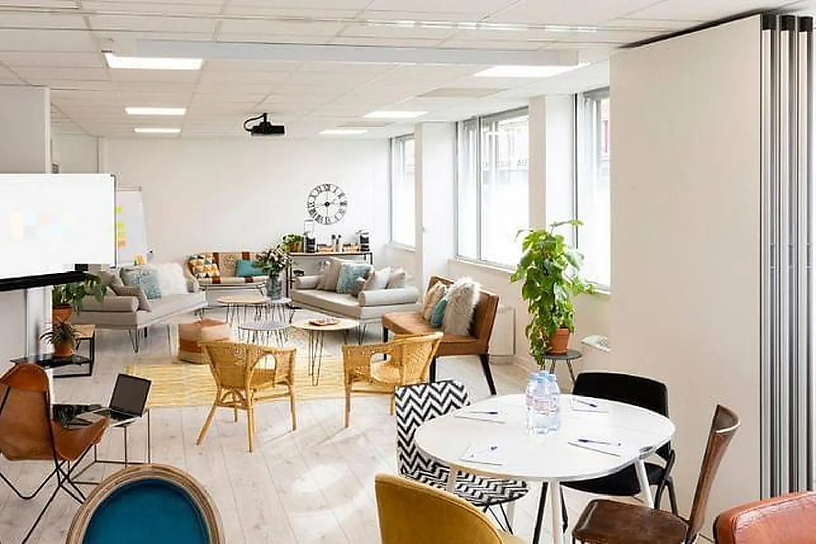 Lieux événementiels, MEETING VILLAGES CLICHY