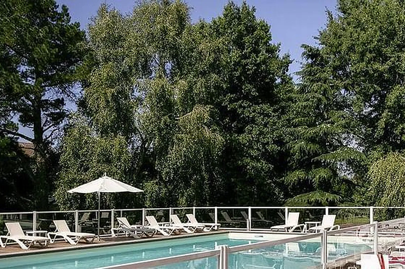 Lieux événementiels, MERCURE BORDEAUX LE LAC ****