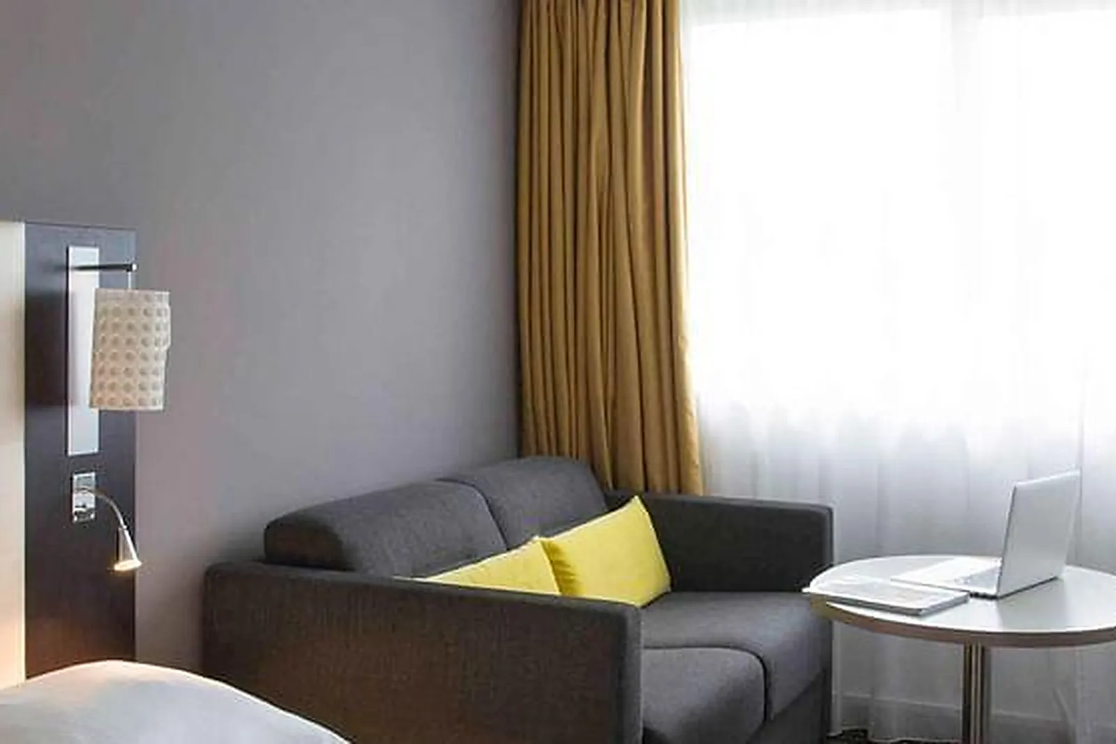 Lieux événementiels, MERCURE BOURG-EN-BRESSE ****