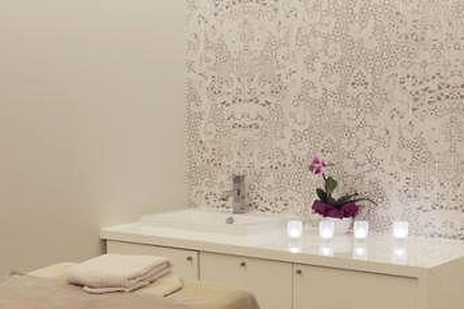 Lieux événementiels, MERCURE BRIDES-LES-BAINS GRAND HÔTEL DES THERMES ****