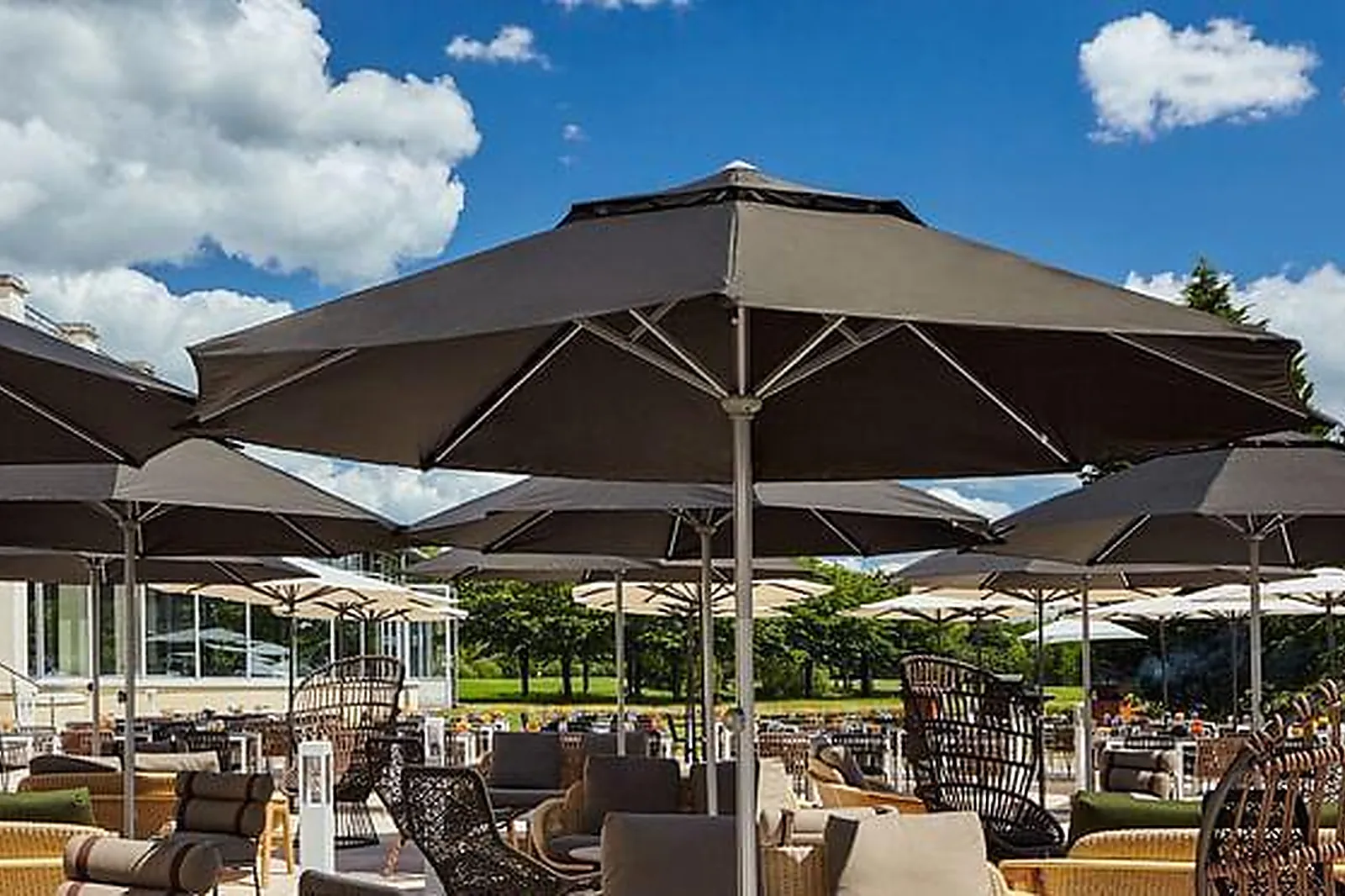 Lieux événementiels, MERCURE CHANTILLY RESORT & CONVENTIONS