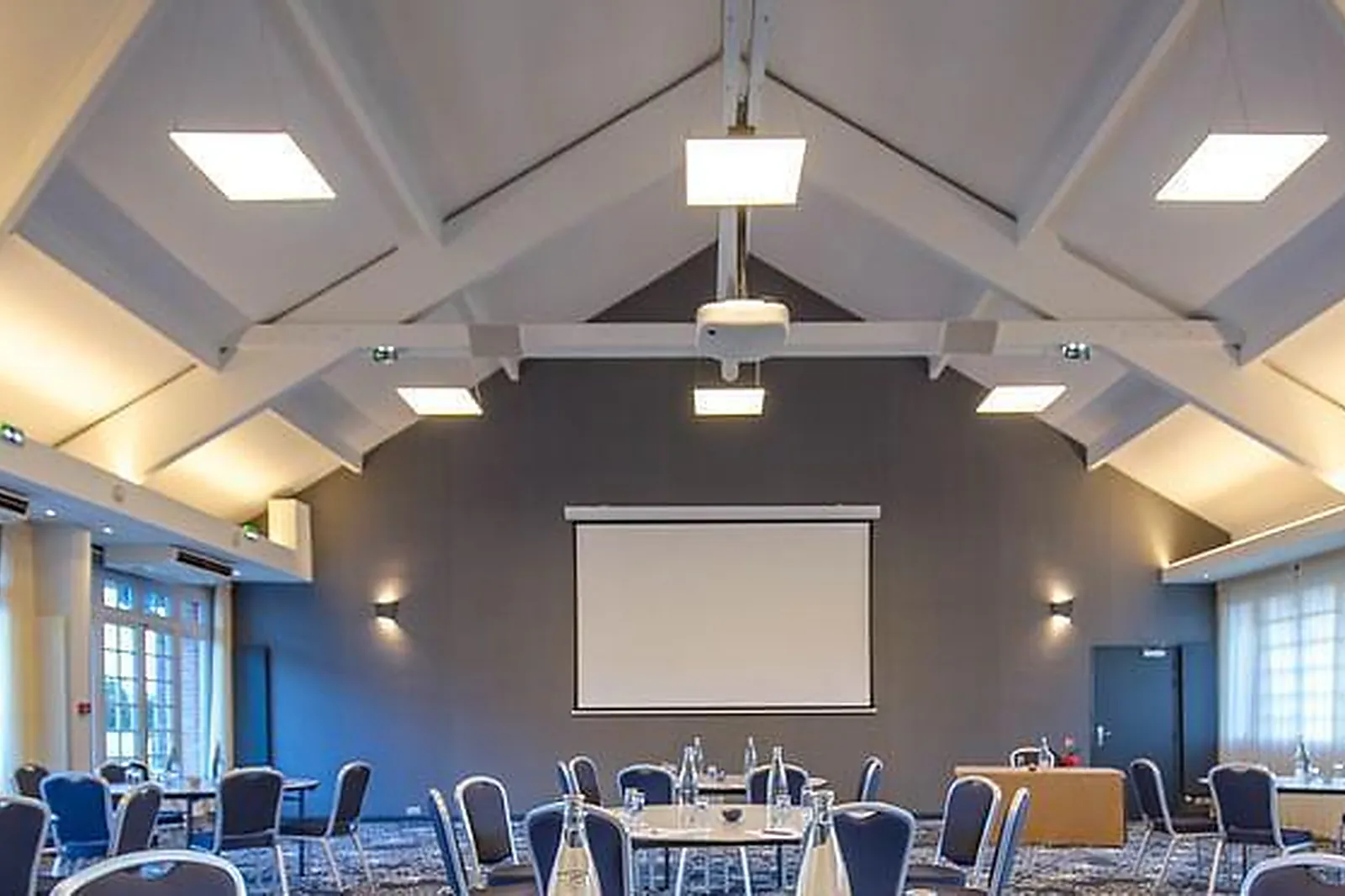 Lieux événementiels, MERCURE CHANTILLY RESORT & CONVENTIONS