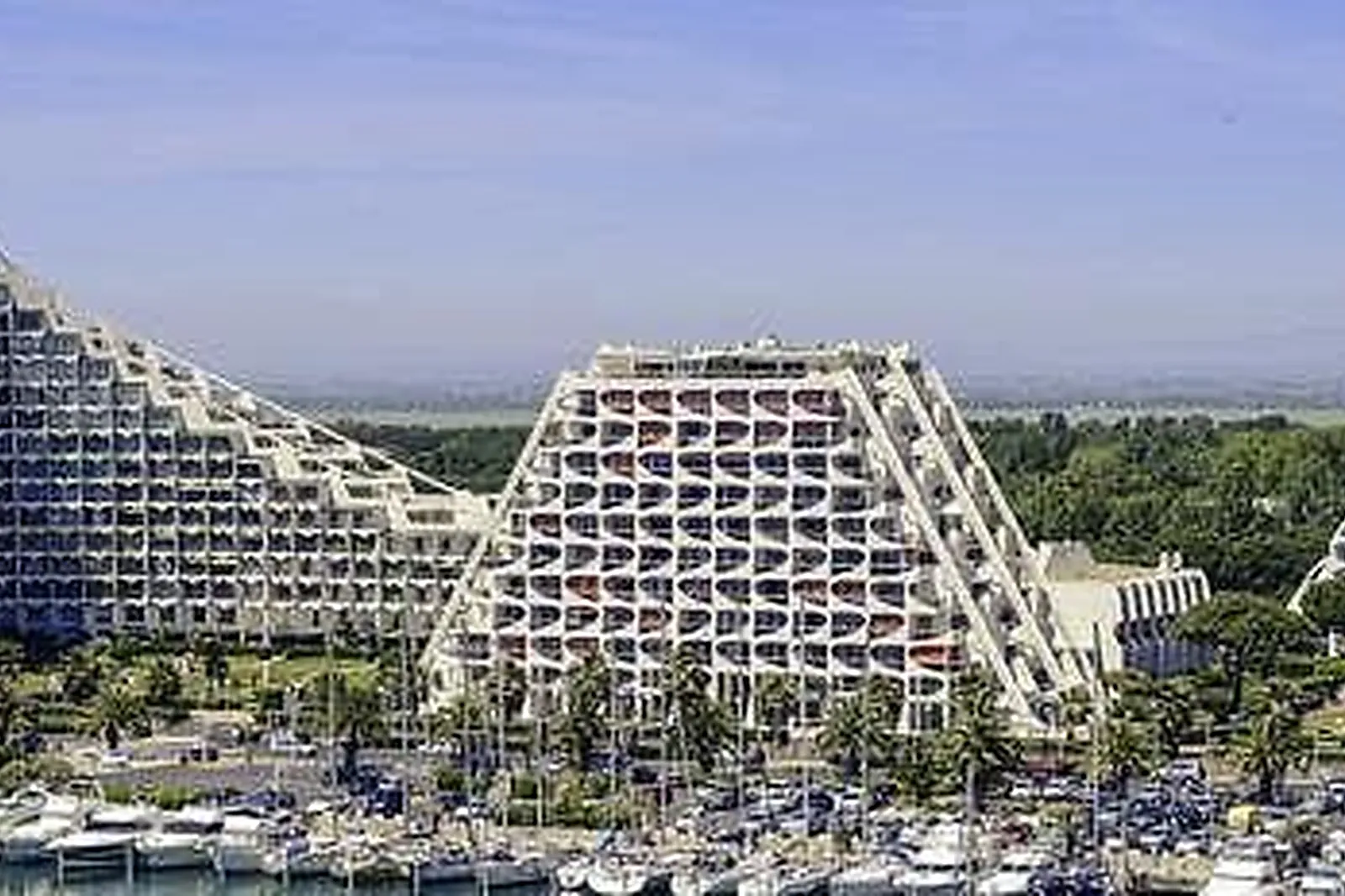 Lieux événementiels, MERCURE LA GRANDE-MOTTE PORT ****