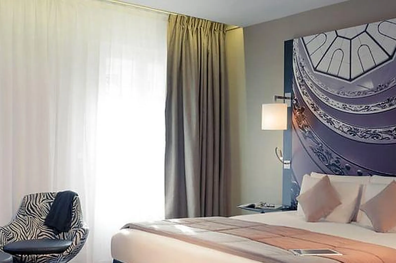 Lieux événementiels, MERCURE LYON BEAUX ARTS ****